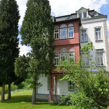 Elegant In Borstendorf, Cleaning Included Grunhainichen