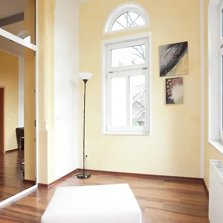 Elegant In Borstendorf, Cleaning Included فيلة