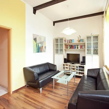 Elegant In Borstendorf, Cleaning Included * Grunhainichen
