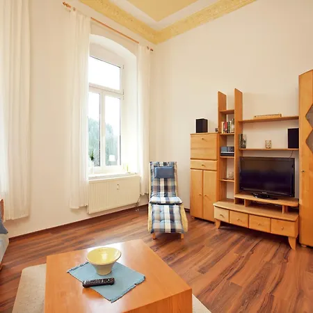 Elegant In Borstendorf, Cleaning Included *