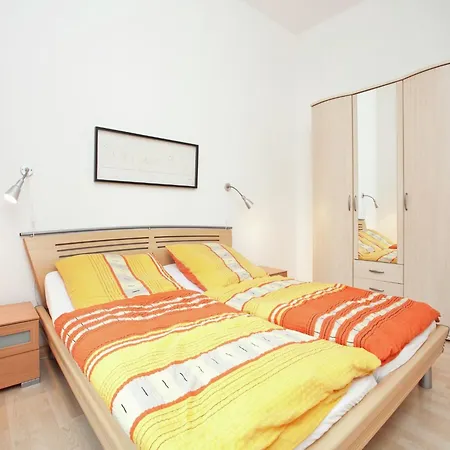 Elegant In Borstendorf, Cleaning Included فيلة